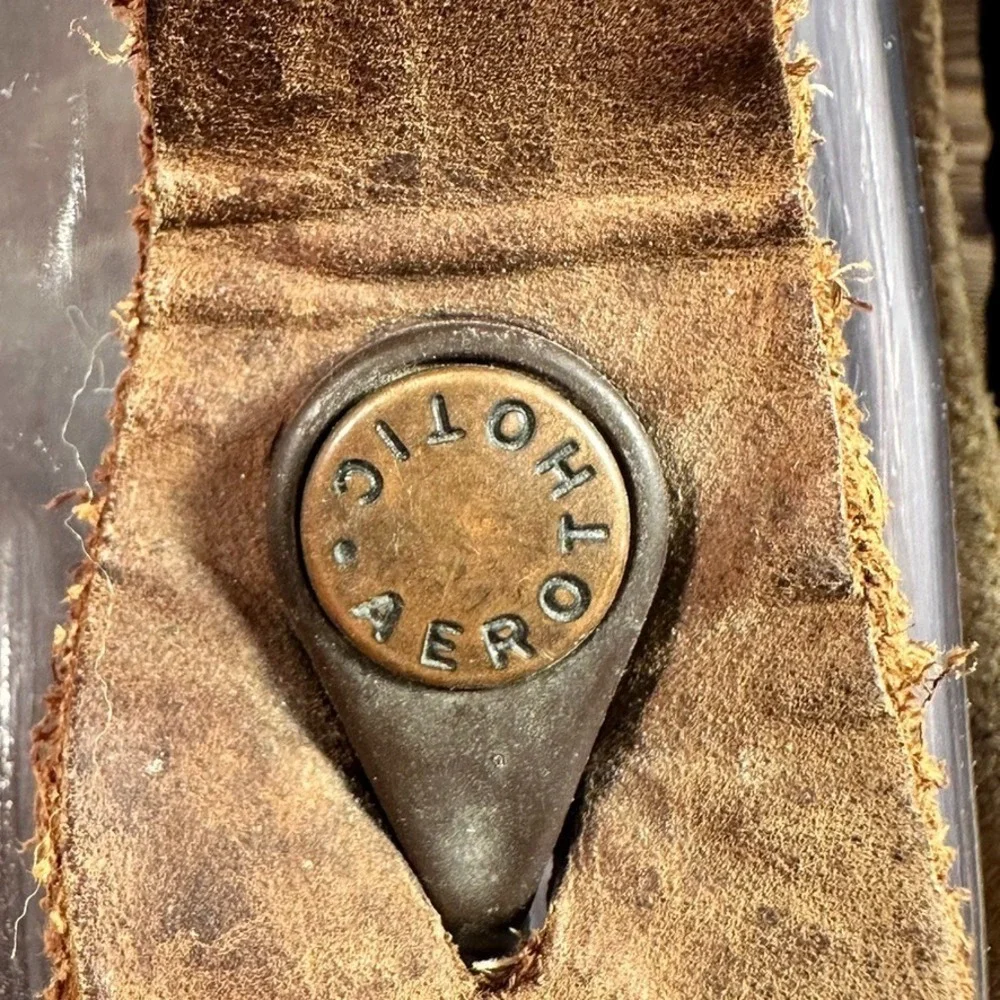 Aerothotic leather cork